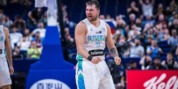 kaiyun-连续3战轰35+！东契奇冲击双料得分王