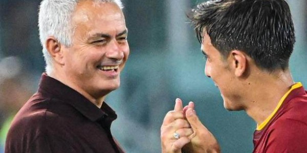 开云体育-迪巴拉长途奔袭进意甲百球 穆帅赏识成就足坛佳话